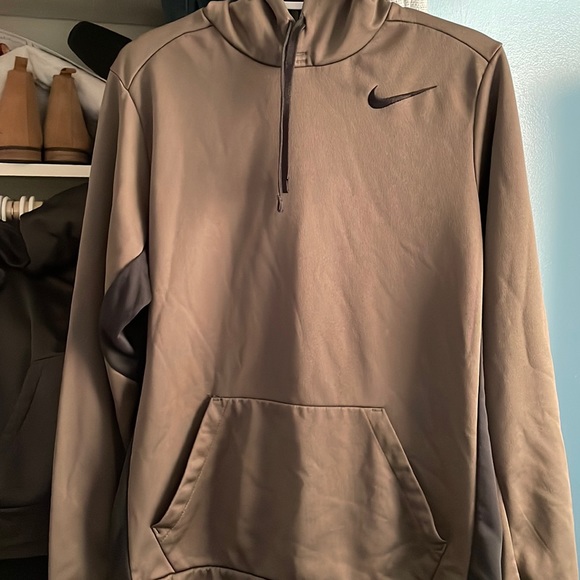Olive Green Nike Therma-fit Hoodie - Picture 1 of 2